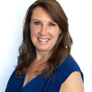 Meet your Posher, Leslie